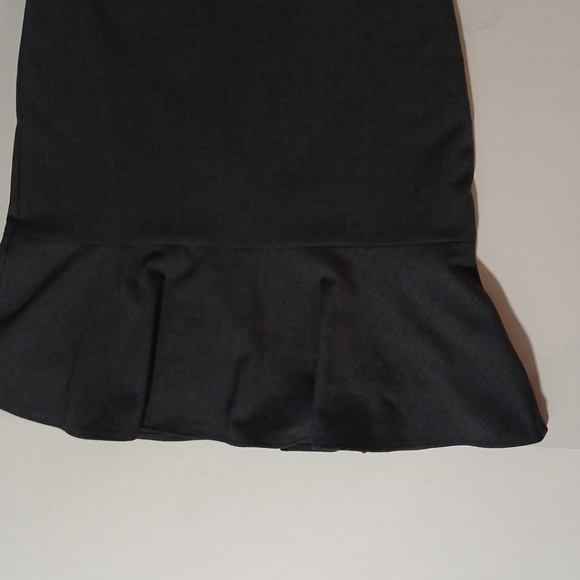 Worthington  Woman Skirt Size 6 Lined side zip flared bottom career - Picture 3 of 12